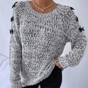 Bow sweater